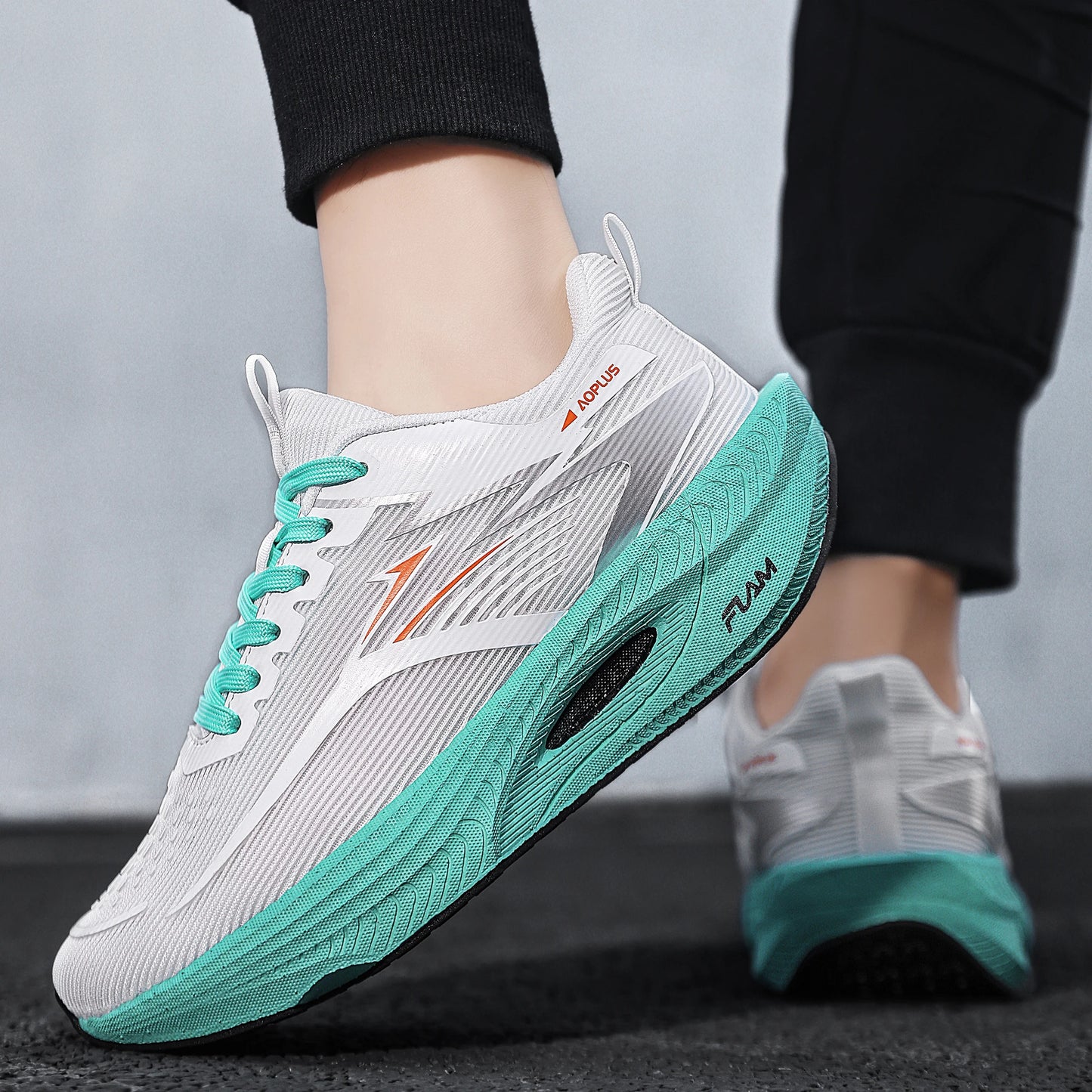 EZIIOTC Unisex Outdoor Running Shoes Breathable Lightweight